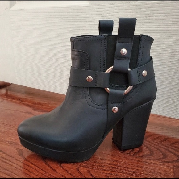 Heeled booties - Picture 4 of 5